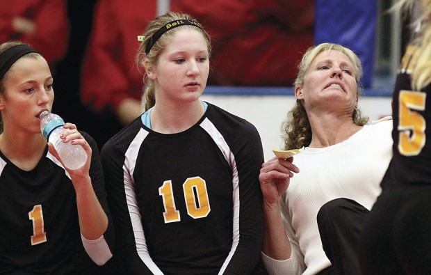 Bettendorf wins state volleyball title